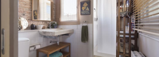 Small Bathroom Revitalization Guide: 6 Designers’ Secret Space Utilization Secrets